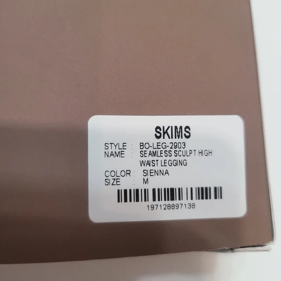 SKIMS Tan Shapewear Leggings Strong Support New Size M - Picture 13 of 14